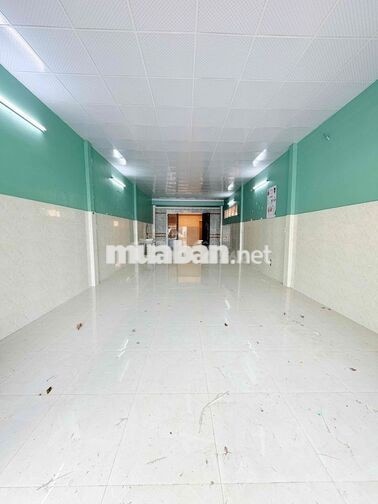 Nhà Trệt Lửng Rộng 200m2 Gần Chợ Cái Răng