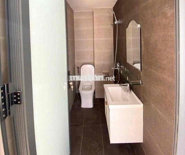 PHÒNG TRỐNG BAN CÔNG RỘNG HẺM 1015 HUỲNH TẤN PHÁT, CÓ MÁY GIẶT RIÊNG