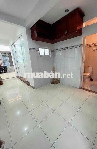 Cho thuê nhà nguyên căn Đường Thích Quảng Đức Quận PN