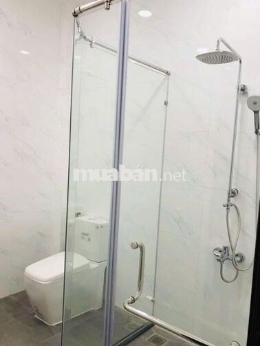 Cho thuê nhà MT 77B Ni Sư Huỳnh Liên, Phường 10, Quận Tân Bình