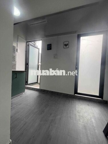 CHO THUÊ PHÒNG GÁC BAN CÔNG RIÊNG FULL NỘI THẤT NGAY ETOWN CỘNG HOÀ
