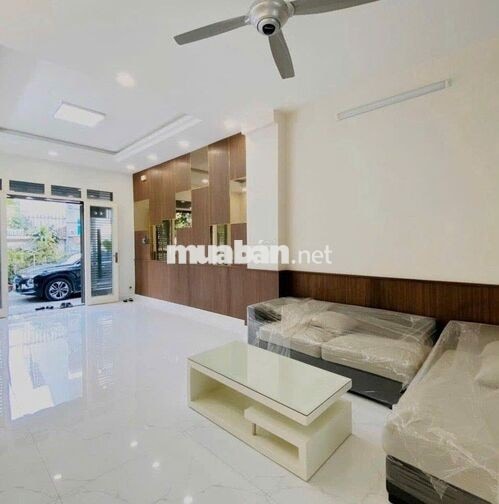 Cho thuê nhà MT 77B Ni Sư Huỳnh Liên, Phường 10, Quận Tân Bình