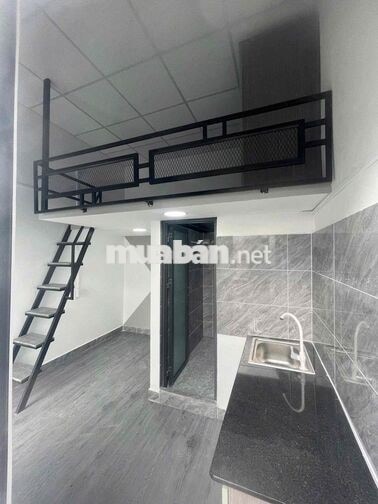 CHO THUÊ PHÒNG GÁC BAN CÔNG RIÊNG FULL NỘI THẤT NGAY ETOWN CỘNG HOÀ