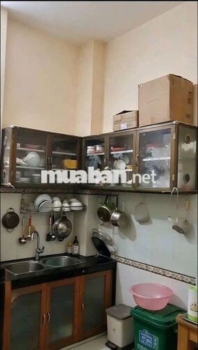 Nhà mặt tiền trệt lầu 4*16; 3pn tiện kinh doanh 