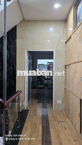 🧣Cho thuê nhà 1trệt 2lầu 5pn 5wc 1bếp DT 6X18 Mặt tiền 