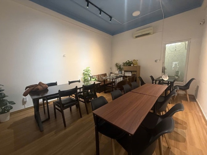 Bán nhà mặt tiền khu D 5 tầng 84m2 (4.2x20) giá đầu tư