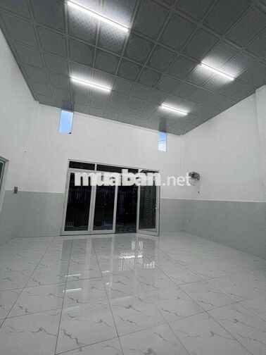 Cho thuê xưởng Gần bến xe an sương 7x26m