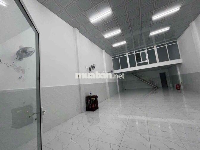 KHO XƯỞNG BÀ ĐIỂM GẦN AN SƯƠNG CHỢ CÂY ME