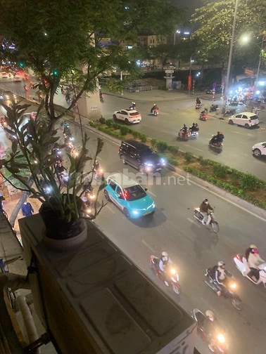 Bán Nhà 5 tầng mặt phố Cầu Giấy 