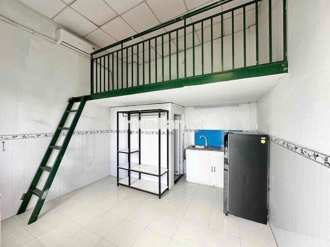 Phòng 2tr4-3tr9 cửa sổ -ban công k nthat- Full nthat