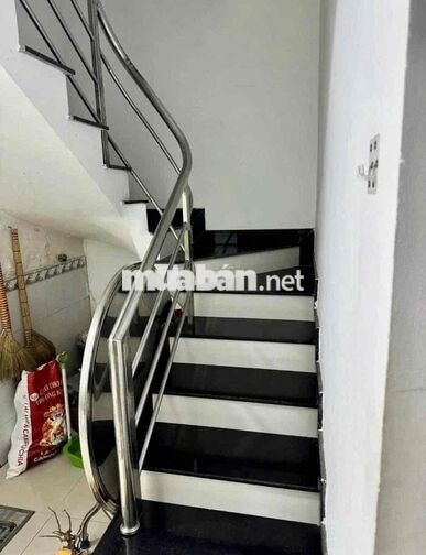 Nhà 4x10m 1Lầu (2PN 2WC) Hẻm 4m Thông. LUỸ BÁN BÍCH. TÂN PHÚ