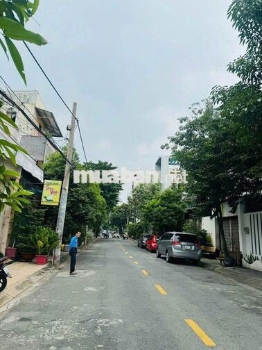 Cho thuê nhà Nguyễn Lâm Tân Phú-8x20m sàn suốt 19 triệu/ tháng\