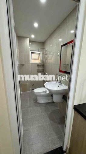 cần cho thuê phòng full nội thất