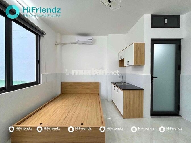 Studio cửa sổ thoáng đầy đủ nội thất ngay CMT8