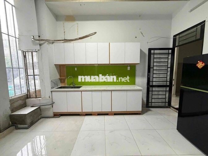 NHÀ FULL NỘI THẤT – 3PN – CHỈ 14TR/THÁNG – QUẬN 1