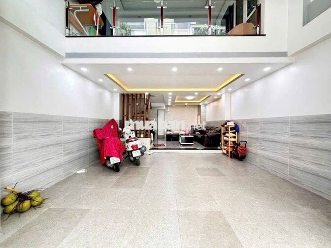Cần cho thuê nhà MTNB 36A Trần Quang Khải P. Tân Định, Quận 1.