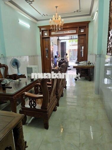 Hạ giá cực kỳ tốt, rẻ bằng lô đất!!! nhà gần chợ Đại Hải