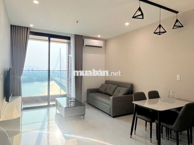 căn hộ 1 phòng ngủ view sông đẹp, nội thất đầy đủ, pet friendly