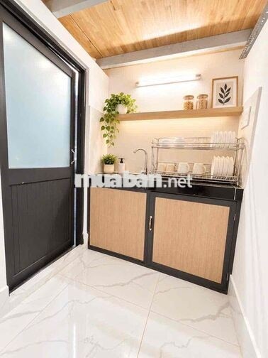 PHÒNG TRỌ ĐANG XÂY BÀN GIAO PHÒNG 15-20/10, GÁC CAO CỬA SỔ THOÁNG