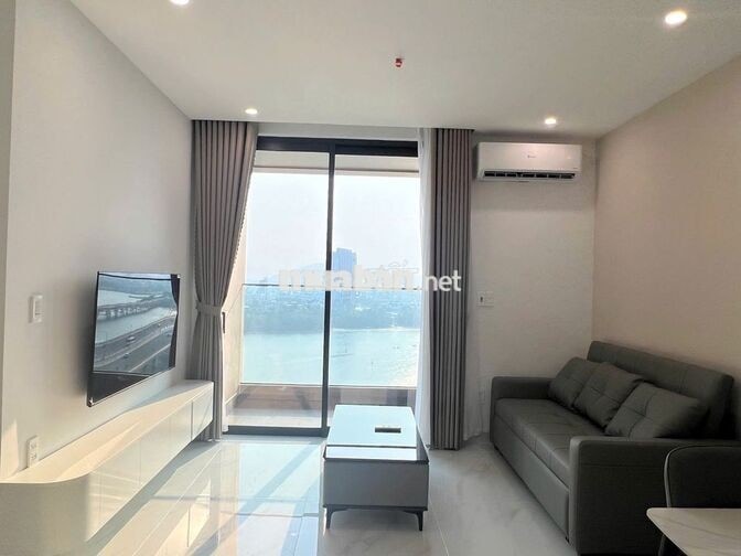 căn hộ 1 phòng ngủ view sông đẹp, nội thất đầy đủ, pet friendly