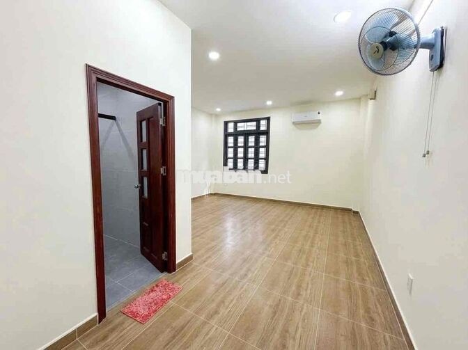 Cho thuê nhà đẹp đường Bình Lợi. Diện tích 5x22m. Giá 25tr/tháng