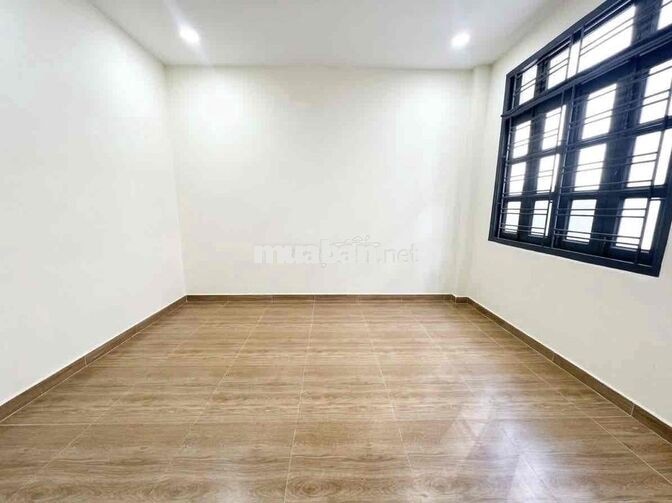 Cho thuê nhà đẹp đường Bình Lợi. Diện tích 5x22m. Giá 25tr/tháng