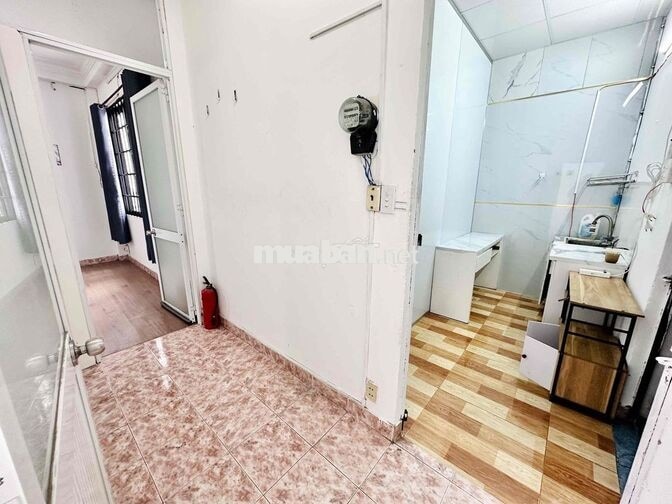 2PN Full NT giá siêu mềm ngay Cầu Phú Mỹ Quận 7 40m2. Trống sẵn