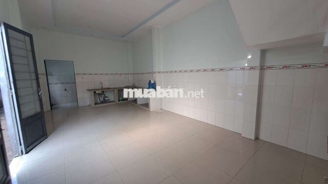 Nhà nguyên căn cho thuê 1/phạm văn sáng,Hóc Môn,đậu ô tô trong nhà