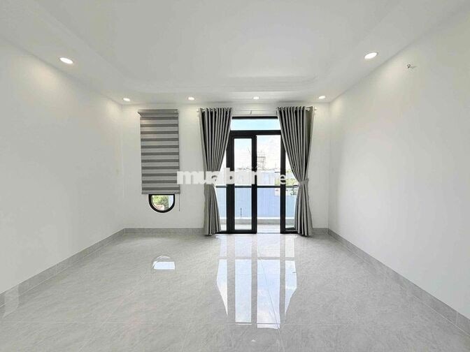 Nhà Ngày Khu Tên Lửa ( 4,6m x 14m ) Nhà Đẹp Full Nội Thất