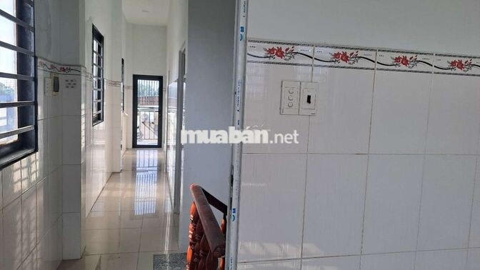 Nhà nguyên căn cho thuê 1/phạm văn sáng,Hóc Môn,đậu ô tô trong nhà