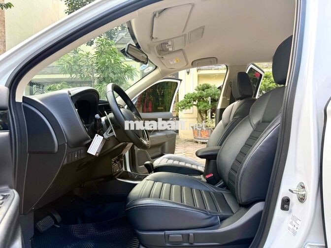Mitsubishi Outlander 2.0 CVT 2023 Trắng 51000 km