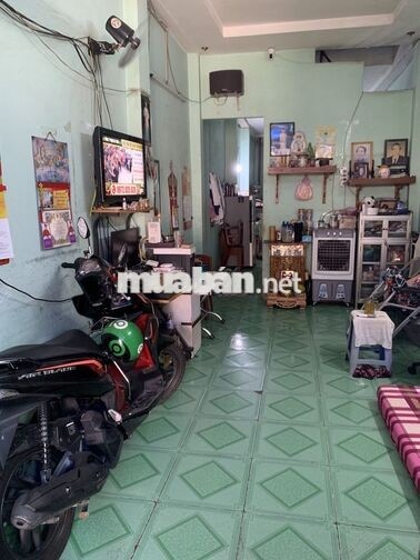 Chính chủ cần bán nhà Quận 1. 49m2. Sổ đầy đủ. TL khách thiện chí
