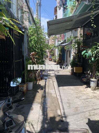 Chính chủ cần bán nhà Quận 1. 49m2. Sổ đầy đủ. TL khách thiện chí