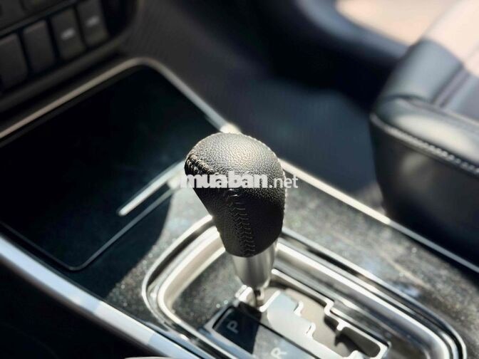 Mitsubishi Outlander 2.0 CVT 2023 Trắng 51000 km