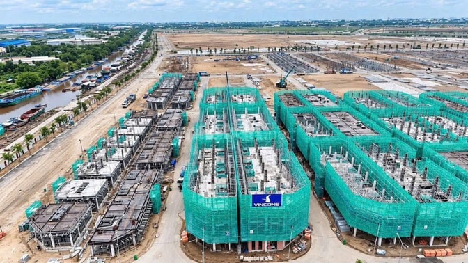 Bán nhà phố Vinhomes Sài Gòn Park, DT 150m2, giá 5,4 tỷ