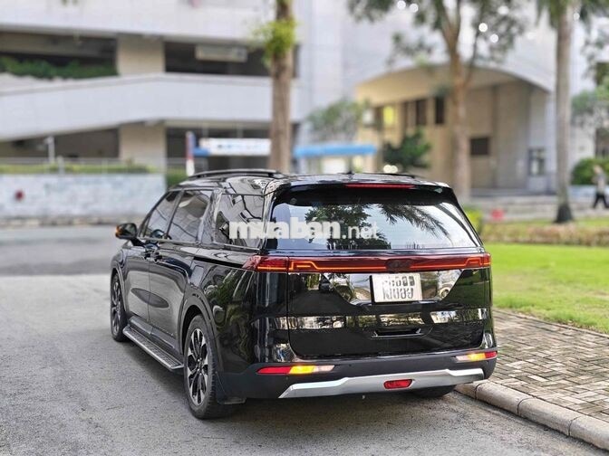 🔴 KIA Carnival 2.2D Signature Đen 7 chỗ