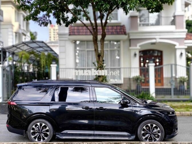 🔴 KIA Carnival 2.2D Signature Đen 7 chỗ
