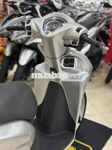 Honda Vision 2023 Bạc Pocher.HSCT.Xe Chất.Giá Tốt