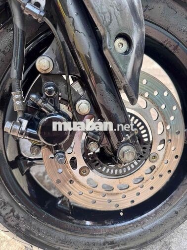 Yamaha NVX 125 2017 hỗ trợ góp tay đôi