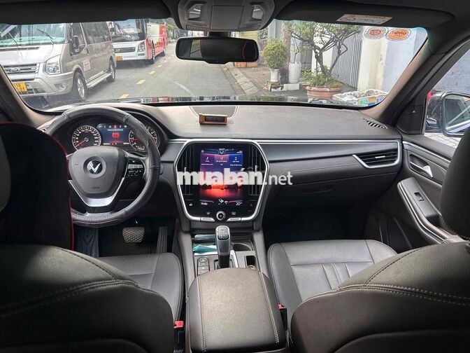 VINFAST Lux SA Plus 2020 Đen 63.000 km