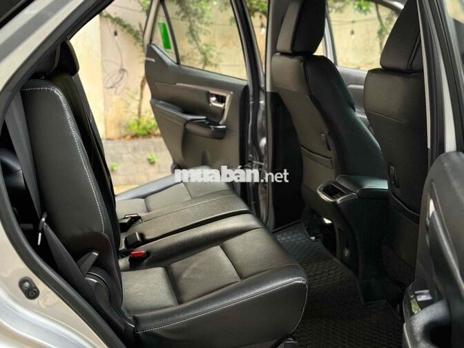 FORTUNER2.7 XĂNG TỰ ĐỘNG 2023 - XHĐ VAT - CÒN GIẢM