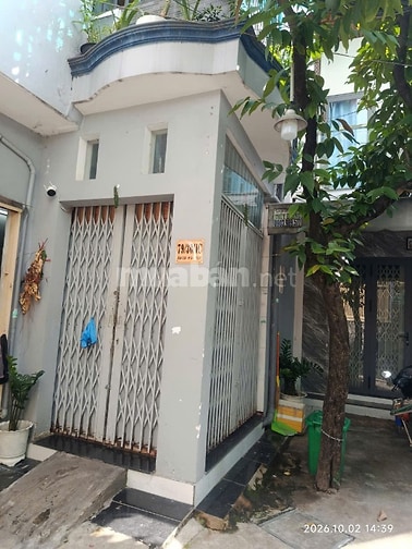 Cho thuê mặt bằng tầng trệt hẻm xe hơi