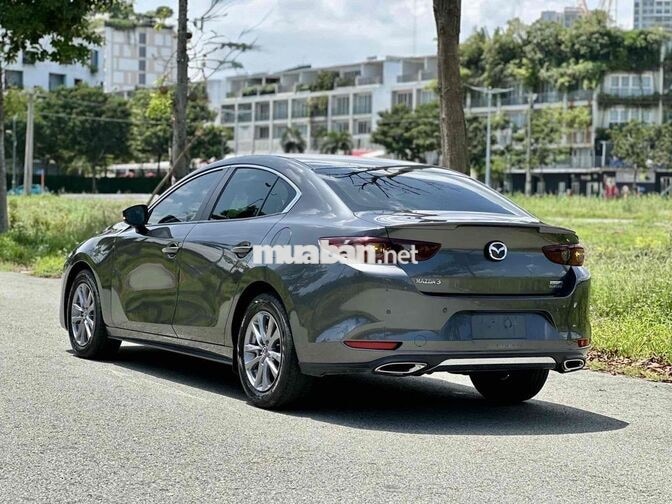 Mazda Mazda 3 Luxury 2023 Xám 18000 km