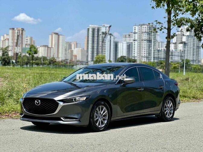 Mazda Mazda 3 Luxury 2023 Xám 18000 km