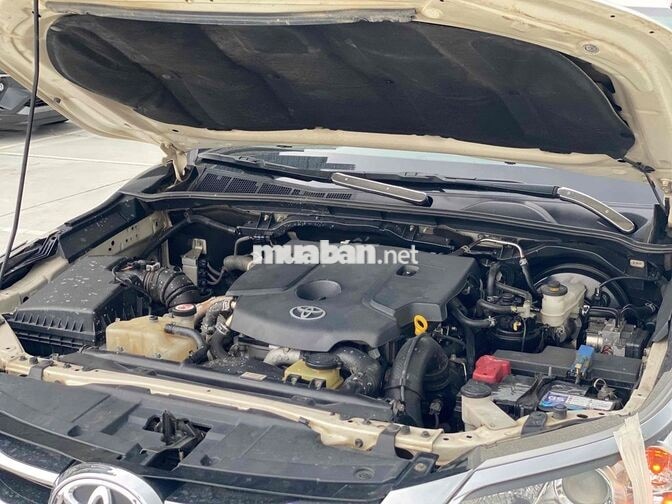 Toyota Fortuner 2017 2.4G MT Trắng 132.000km