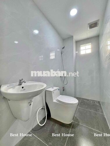 CHDV 1PN tách bếp nhà mới xây, thang máy, an ninh ngay Đầm Sen