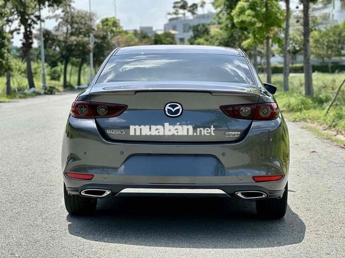 Mazda Mazda 3 Luxury 2023 Xám 18000 km