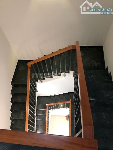 BÁN GẤP MT PHAN XÍCH LONG, 4x20M, 5 TẦNG  80M2 CHỈ 29.8 TỶ 