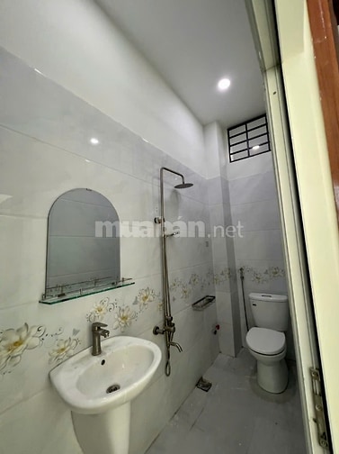 Nhà Phố 3 lầu Hẽm 6m cách 1 căn là MT Phú Định nối dài Ng Văn Luông Q6