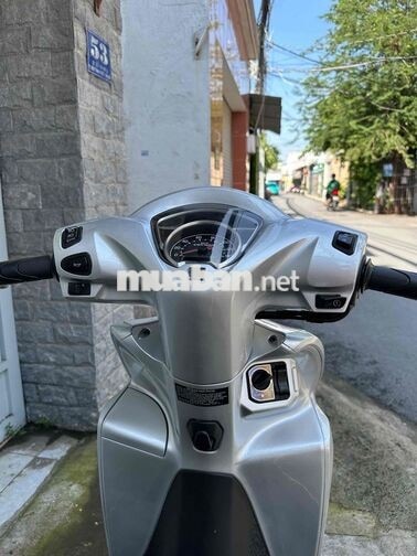 Honda Vision 2024 Smartkey Bạc 11.000 km